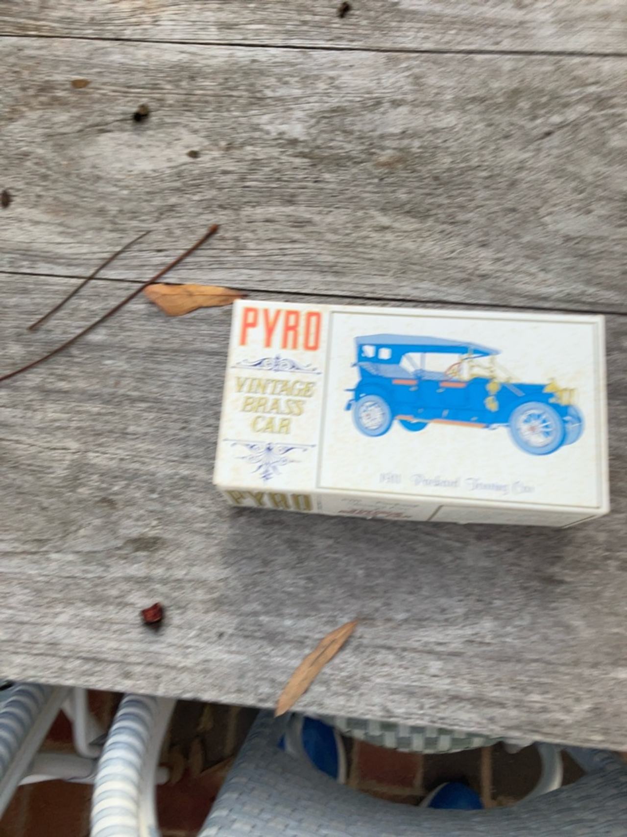 Pyro Vintage Brass 1912 Packard Touring Car Model Kit