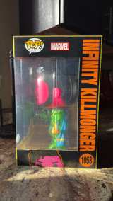 Funko POP! Infinity Killmonger Blacklight Jumbo - Image 5