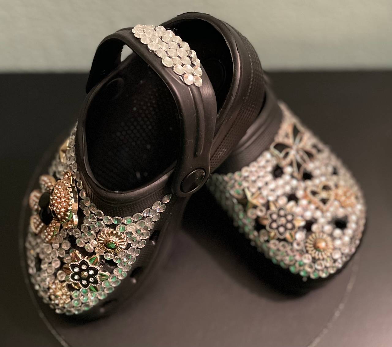 Handmade with rhinestones and gems new girls clogs shoes 
