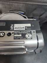 Sony Handycam CCD-TRV138 Video Hi8 Camcorder - Image 1