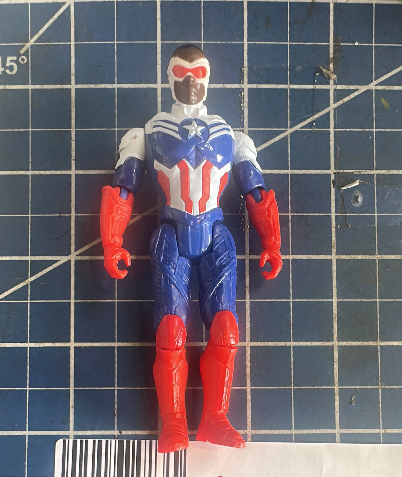 Hasbro Marvel Avengers Sam Wilson Captain America Action Figure. 123