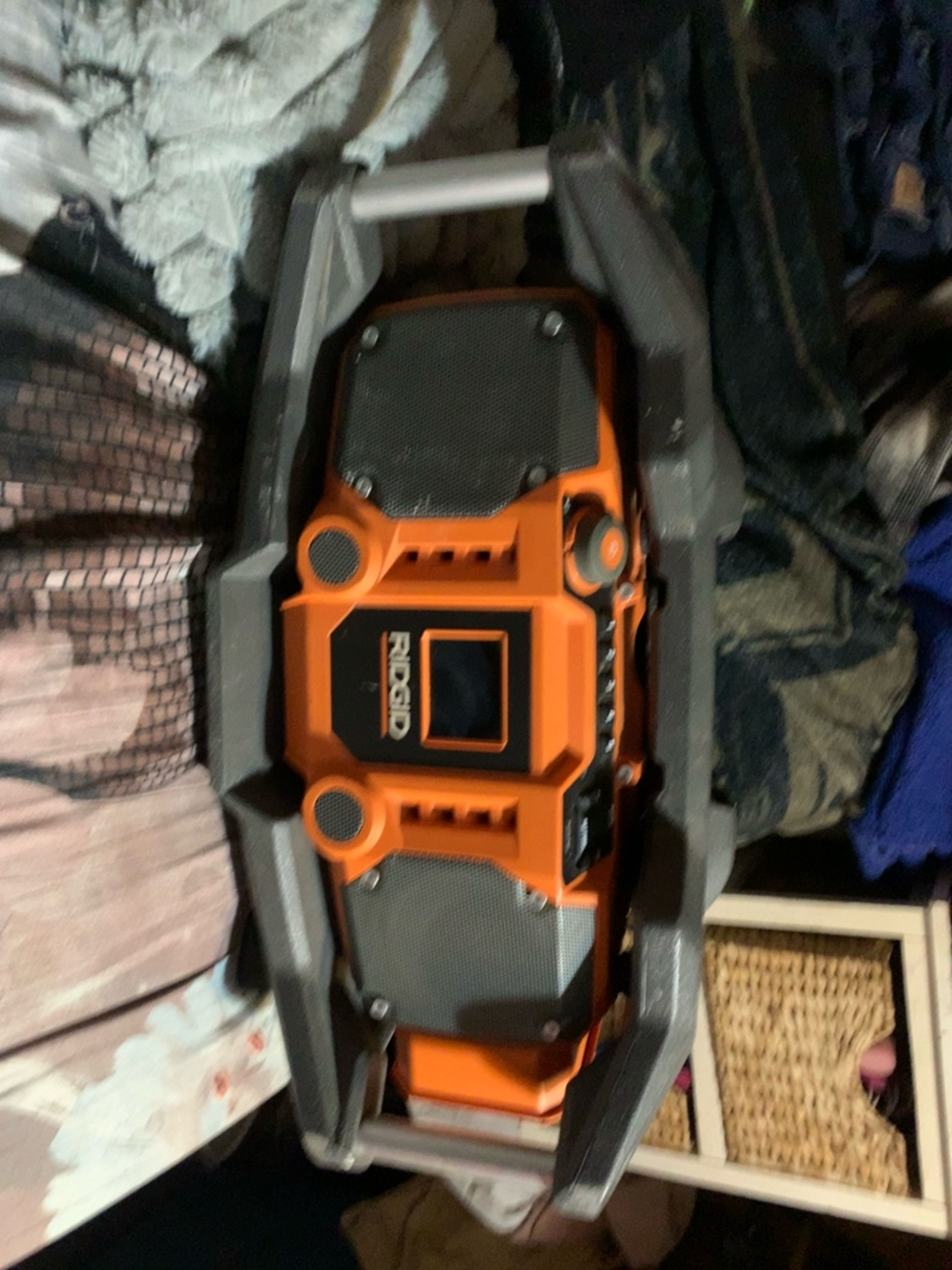 RIDGID 18V Hybrid Jobsite Radio R84082 Bluetooth