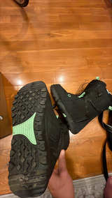 Burton Mint Women's Black Snowboard Boots -  size 9 - Image 3
