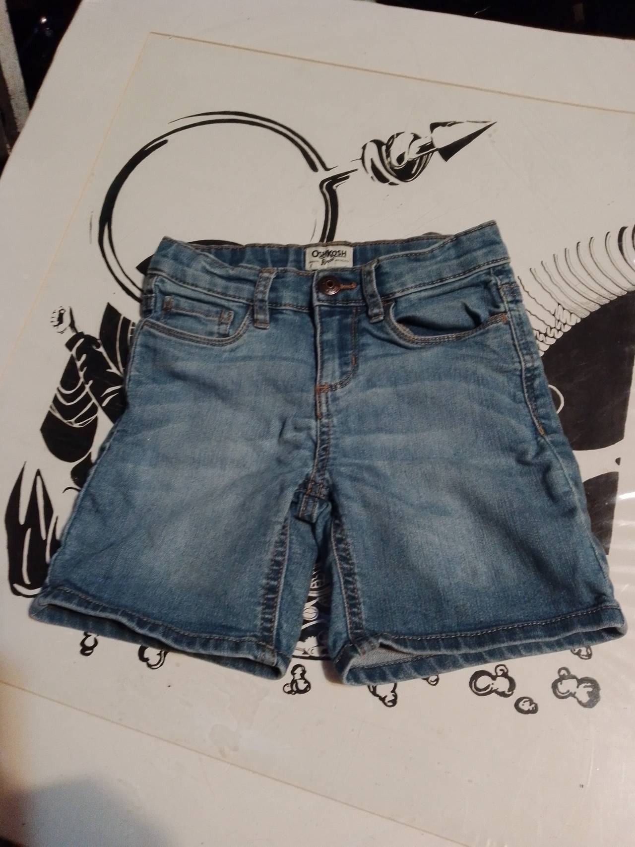 OshKosh B'gosh Boys Denim Shorts Boy's Size 6