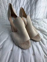 Karl Lagerfeld Paris Suede Open Toe D'Orsay Pump 9.5 - Image 1