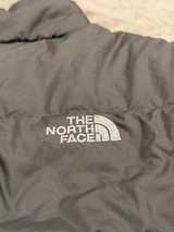 The North Face Kids Gray Puffer Jacket - Image 3