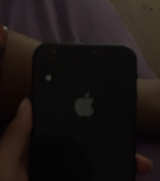 Apple iPhone XR - Image 2