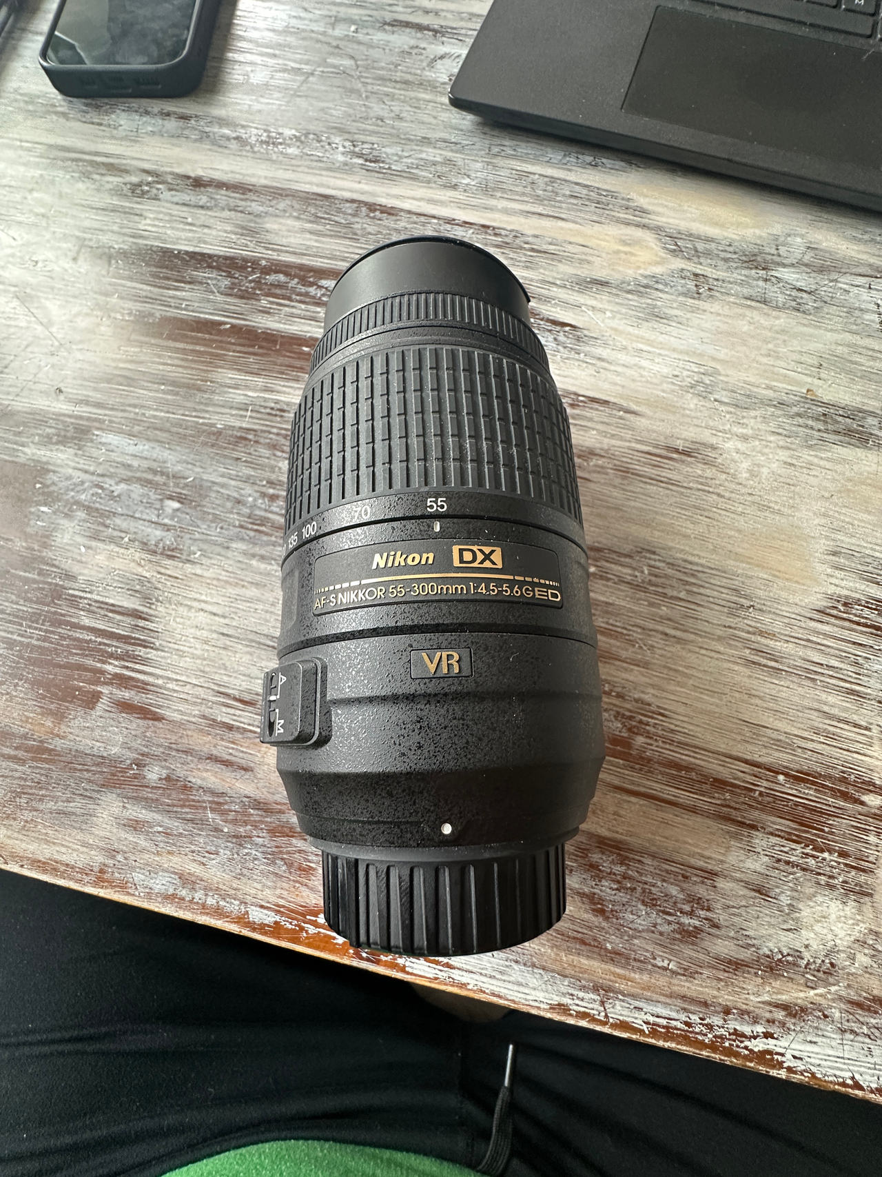 Nikon AF-S DX NIKKOR 55-300mm f/4.5-5.6G ED VR