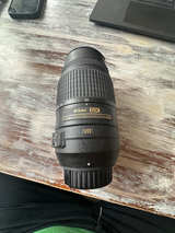 Nikon AF-S DX NIKKOR 55-300mm f/4.5-5.6G ED VR - Image 1