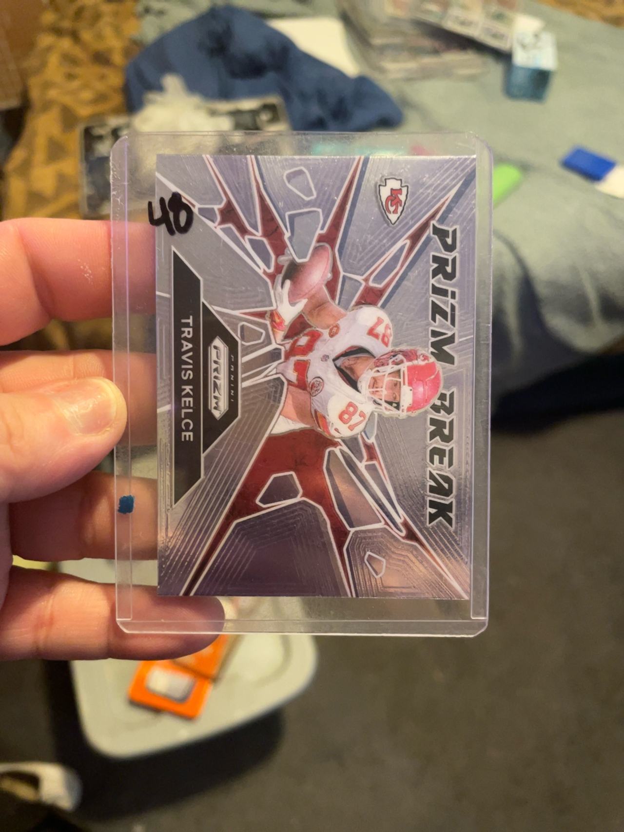 Panini 2024 Prizm Travis Kelce #1 Blue Cracked Ice