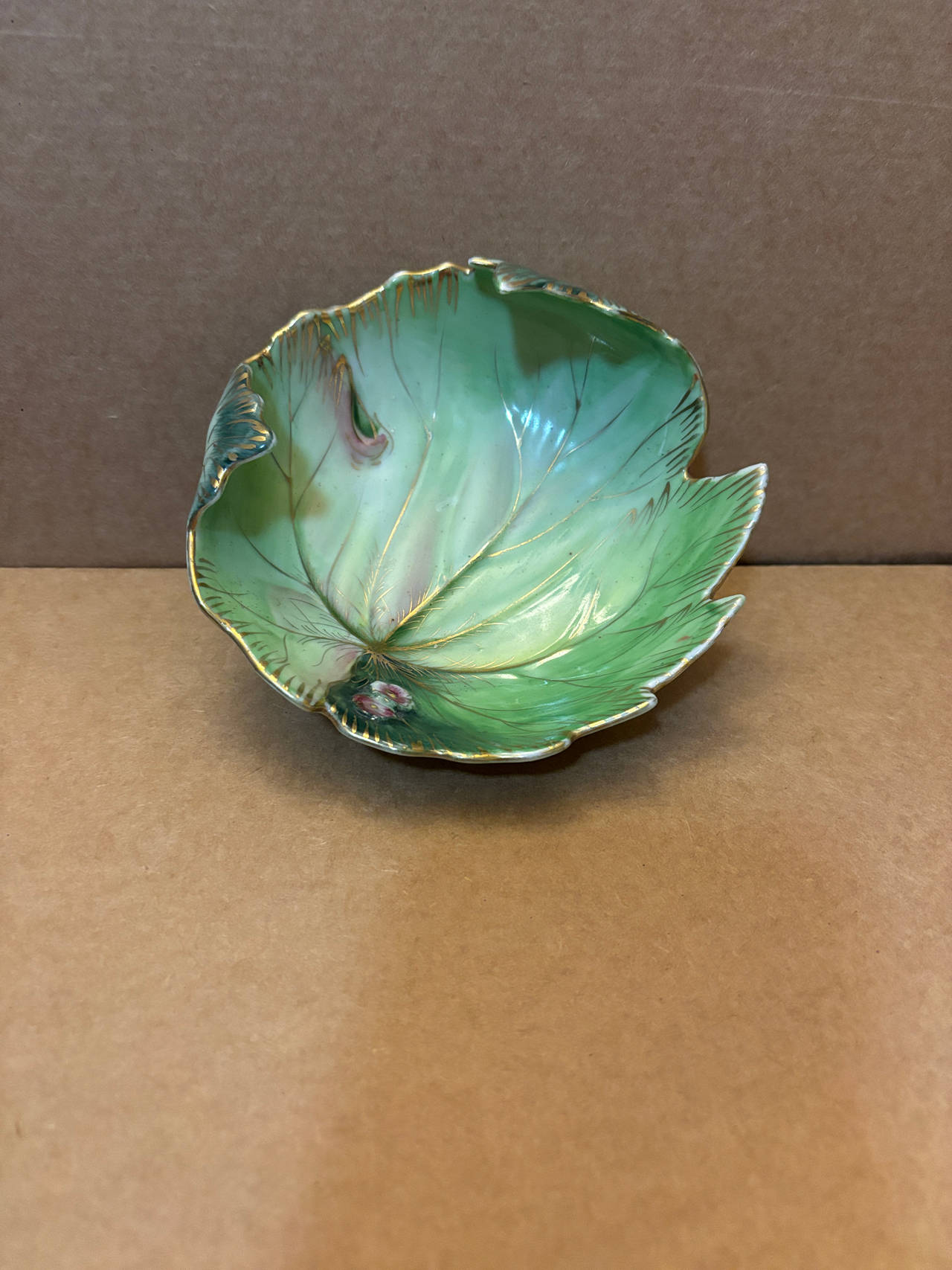 Porcelain Leaf-Shaped Dish