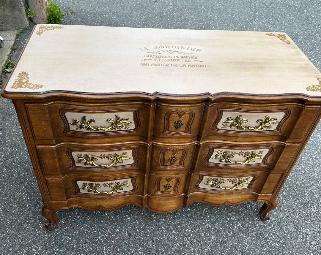 French Provincial Dresser