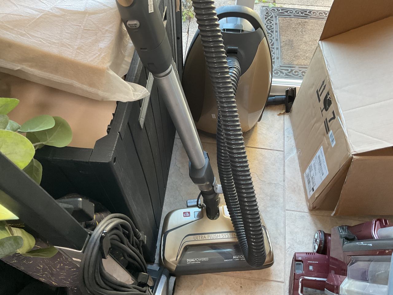 Kenmore Elite Pet Friendly Ultra Plush Canister Vacuum
