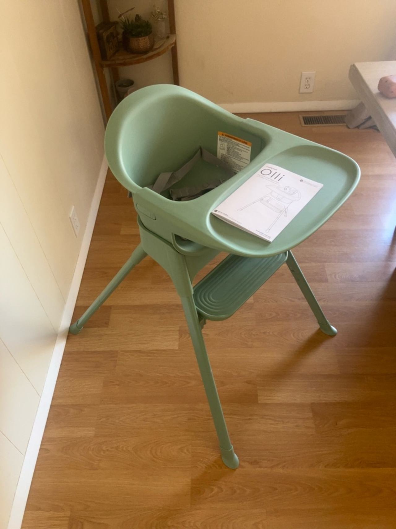 Mompush Olli 7-in-1 Convertible High Chair Gray