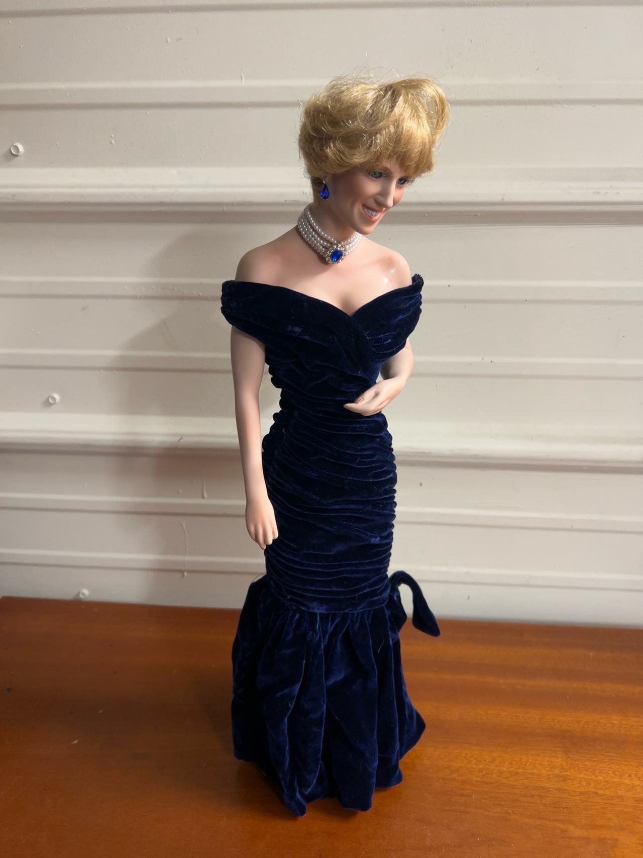 Ashton-Drake Princess Diana Porcelain Doll Blue Velvet Gown 20‑inch