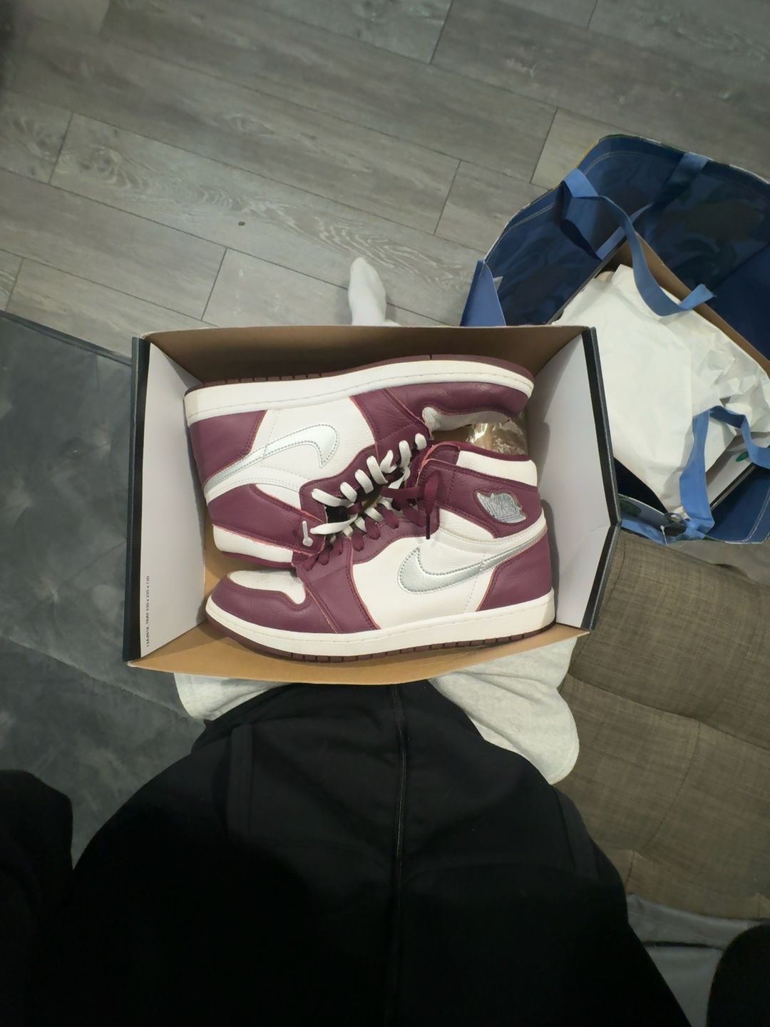 Nike Air Jordan 1 Retro High OG Bordeaux