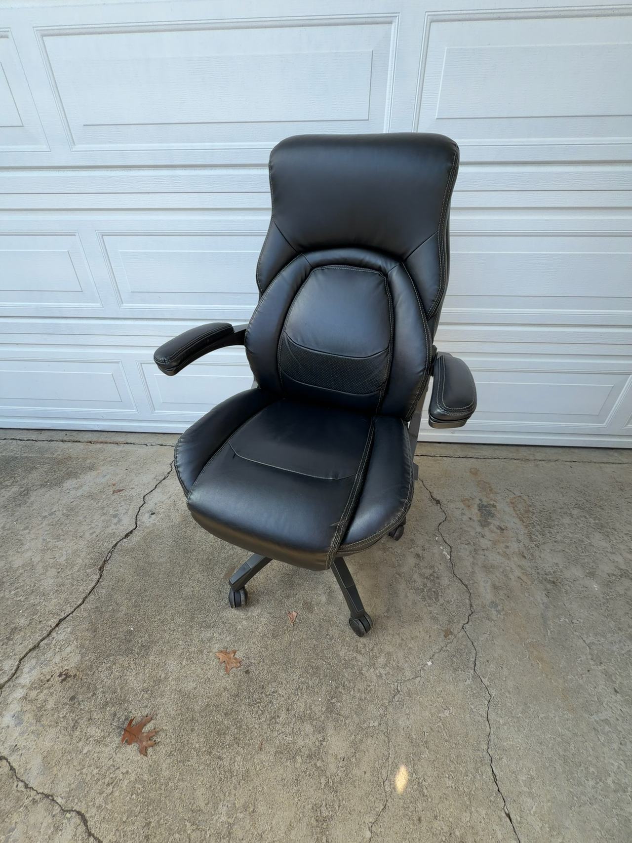 La-Z-Boy High-Back Black Leather Executive Office Chair