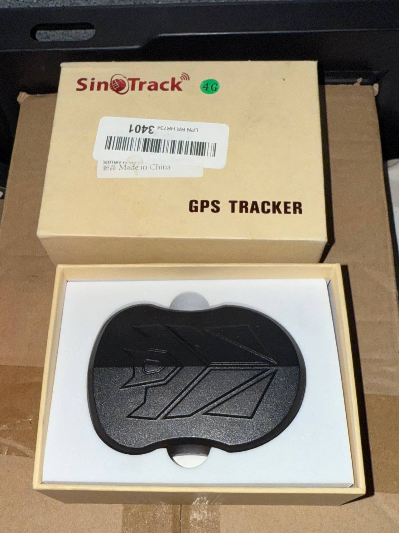 SinoTrack ST-905L 4G Magnetic GPS Tracker