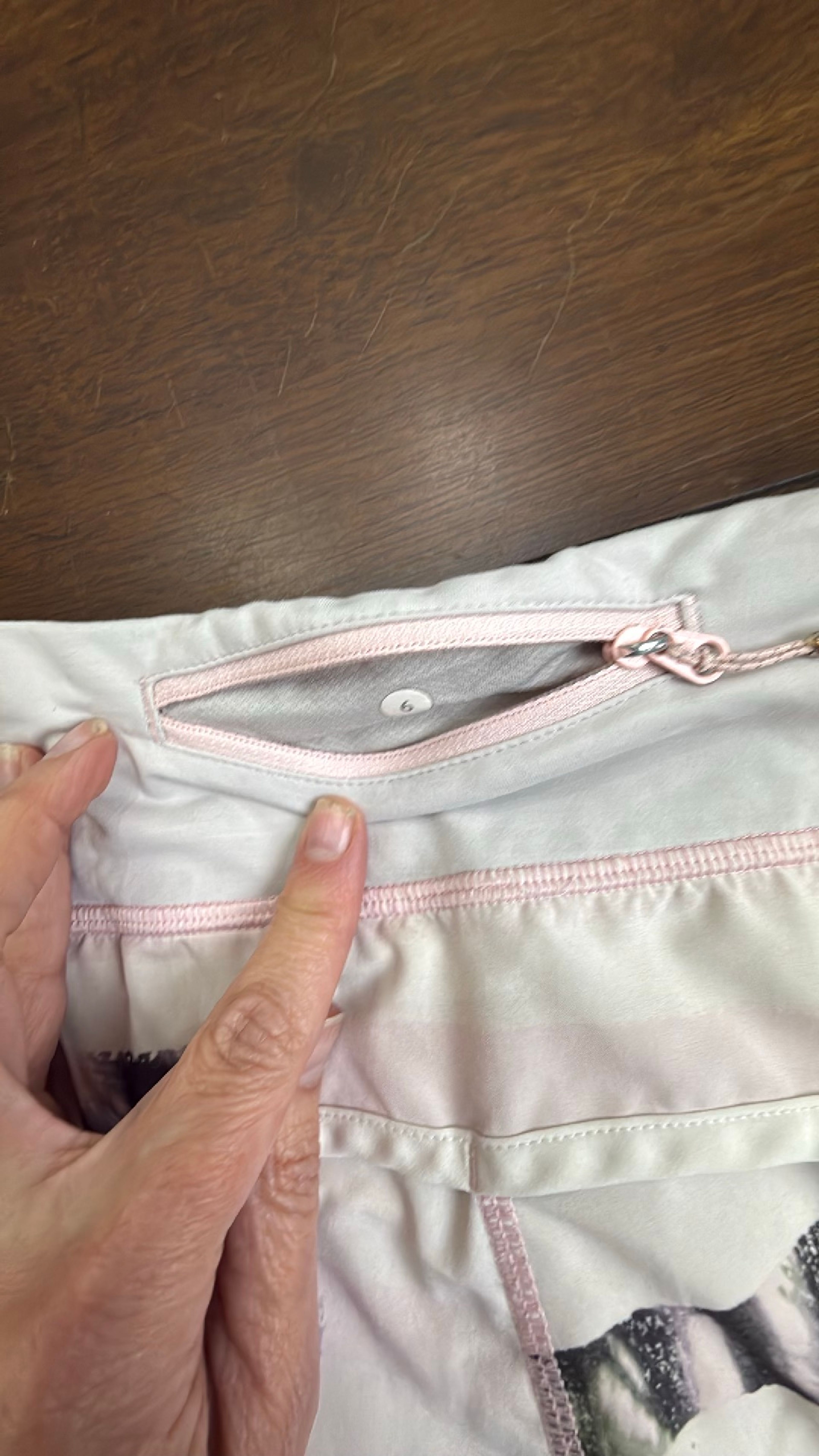 Lululemon Speed Up Short size 6 - Image 5