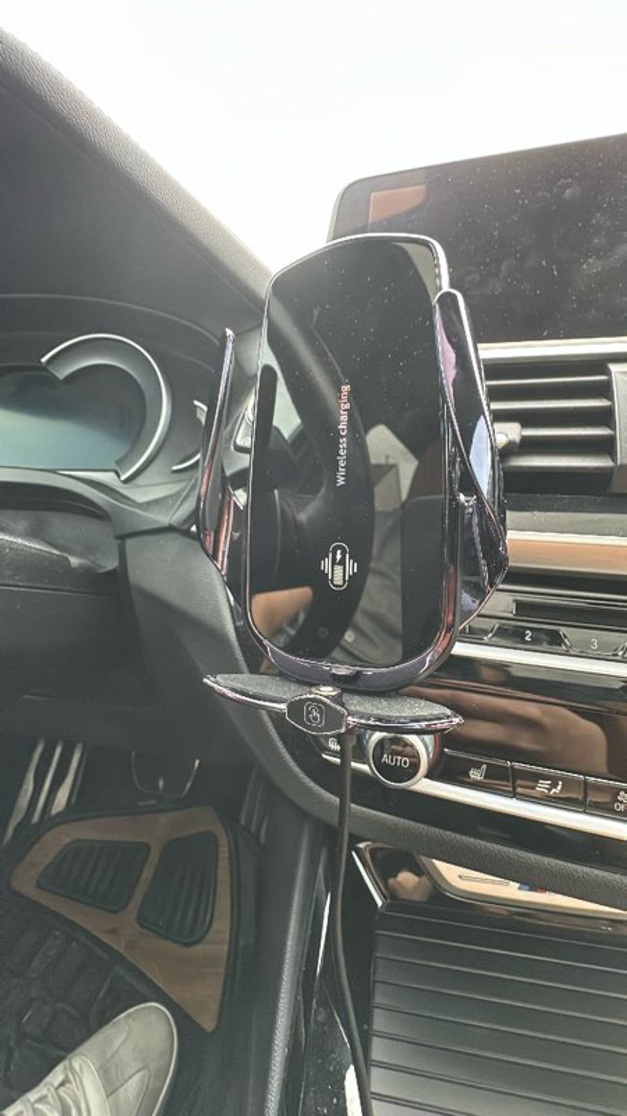 Wireless Car Charger Mount