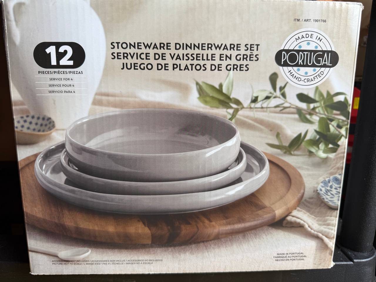 Kirkland Signature 12-Piece Portugal Stoneware Dinnerware Set