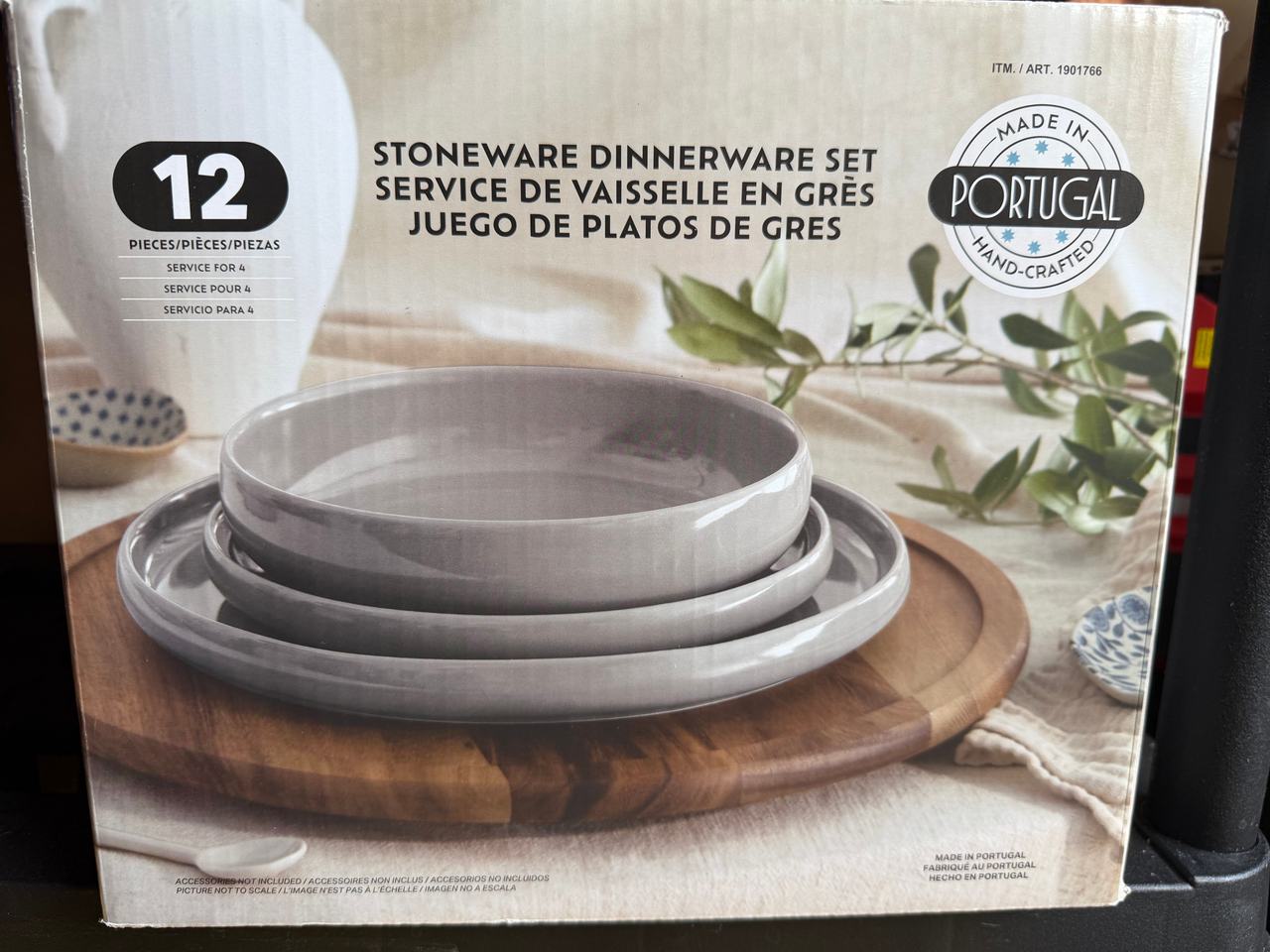 Kirkland Signature 12-Piece Portugal Stoneware Dinnerware Set