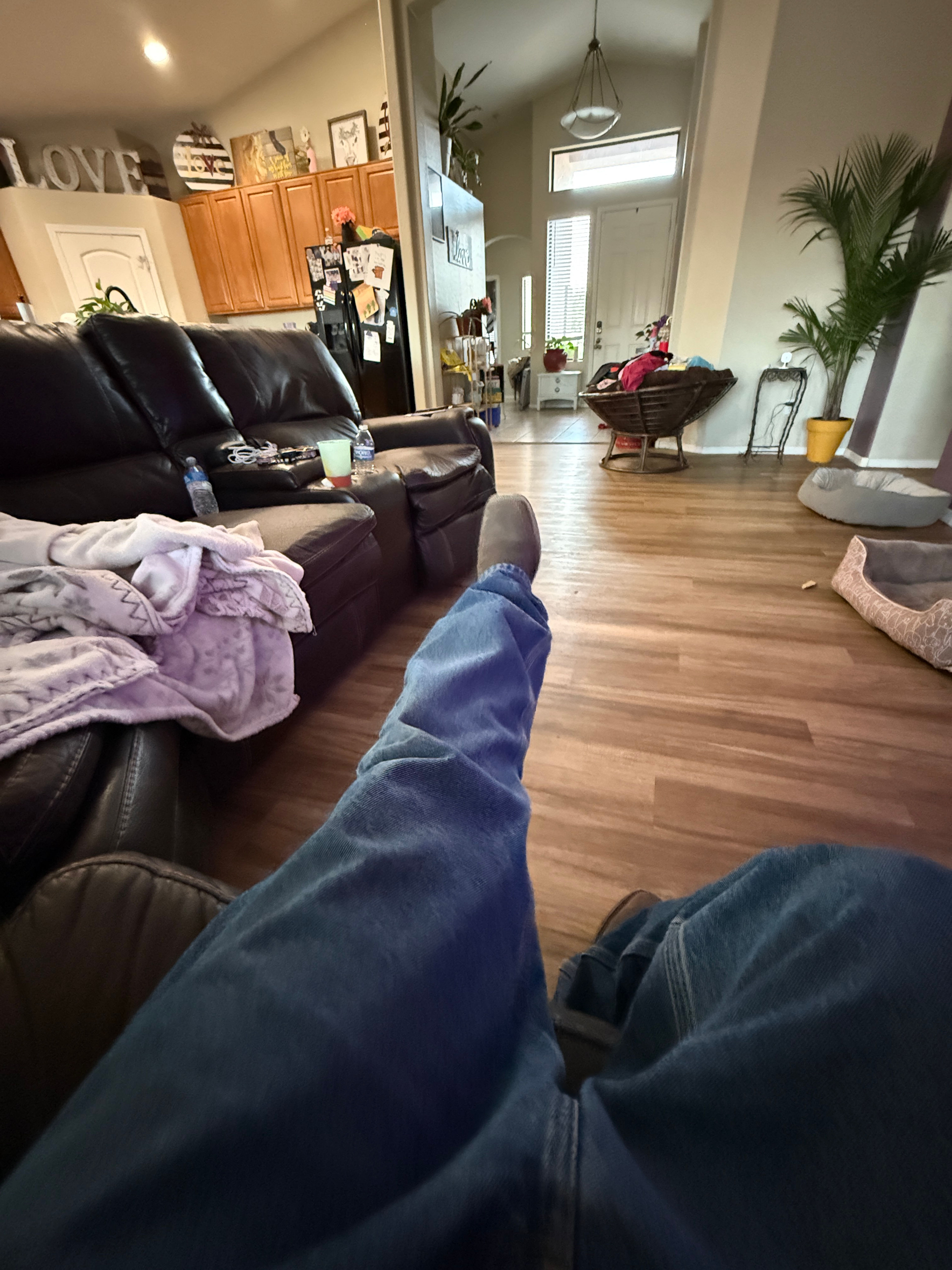 reclining leather sofa