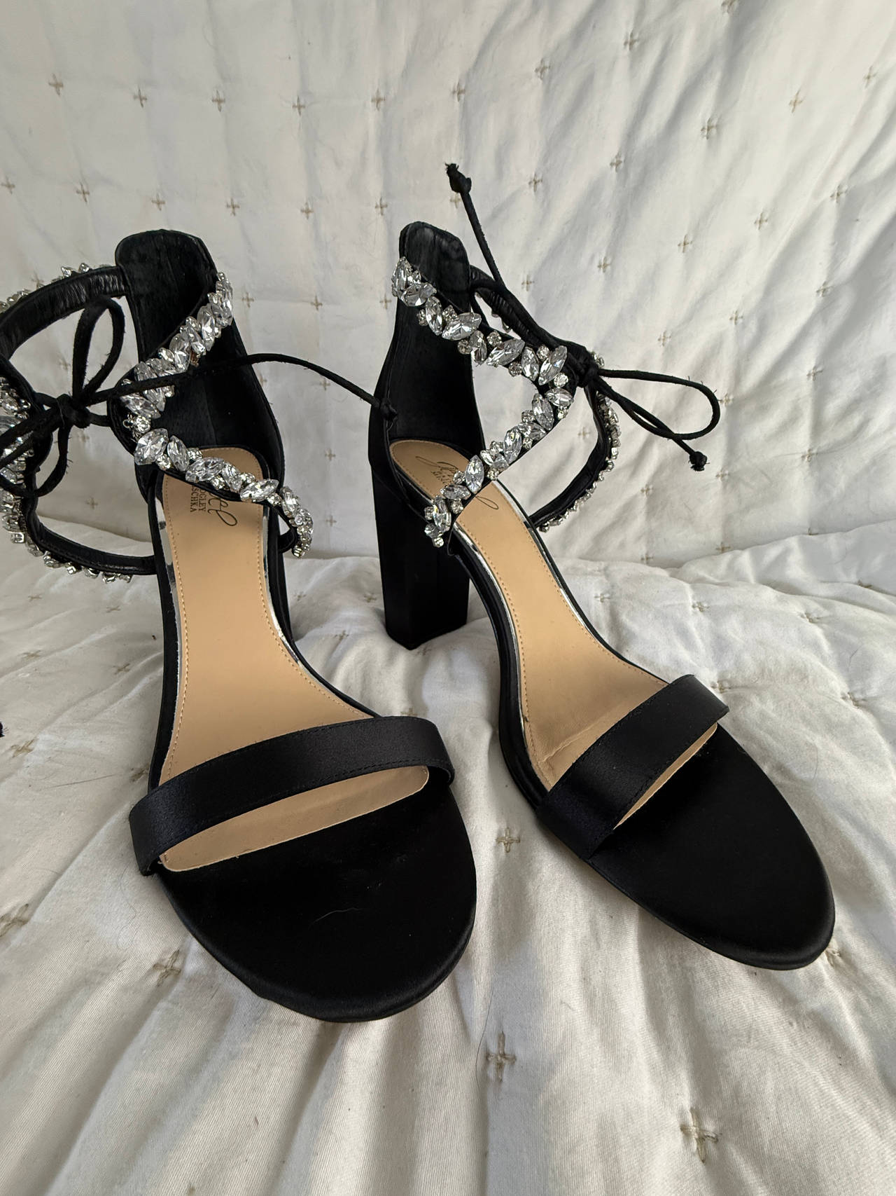 Jewel Badgley Mischka Fedra Block Heel Sandal 8.5