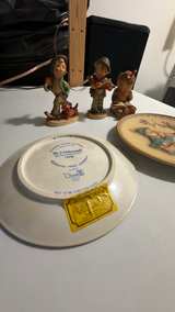 Goebel Hummel Figurines and Annual Plates Lot - Image 5