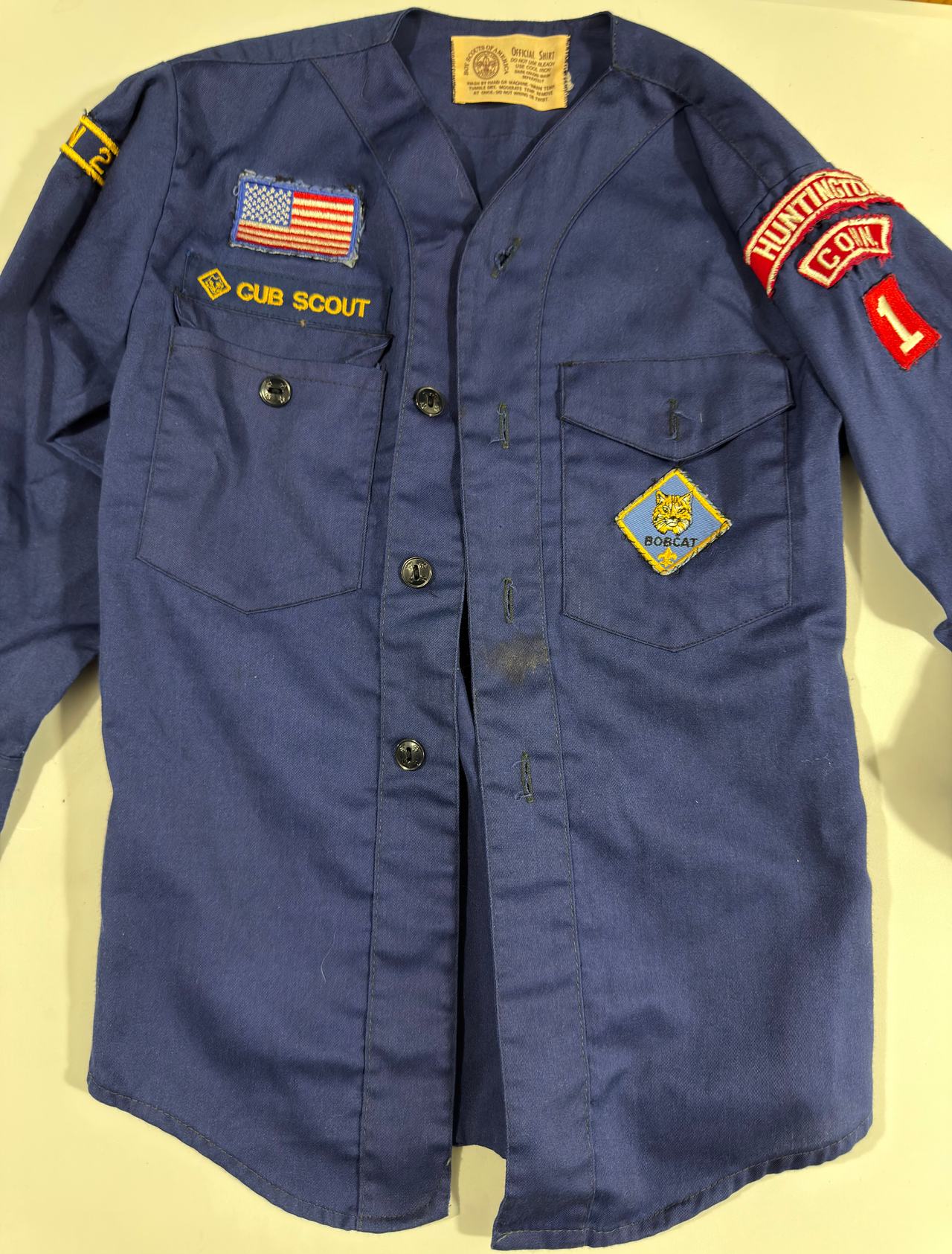 Vintage Cub Scout Shirt BSA Huntington Council Connecticut Bobcat Patch