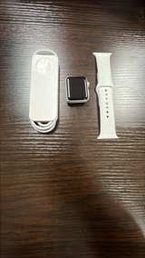 Apple Watch Series 3 (GPS) 38mm Silver Aluminum Case - Image 2