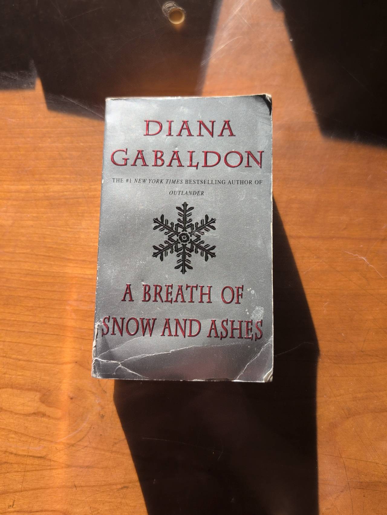 A Breath of Snow and Ashes by Diana Gabaldon