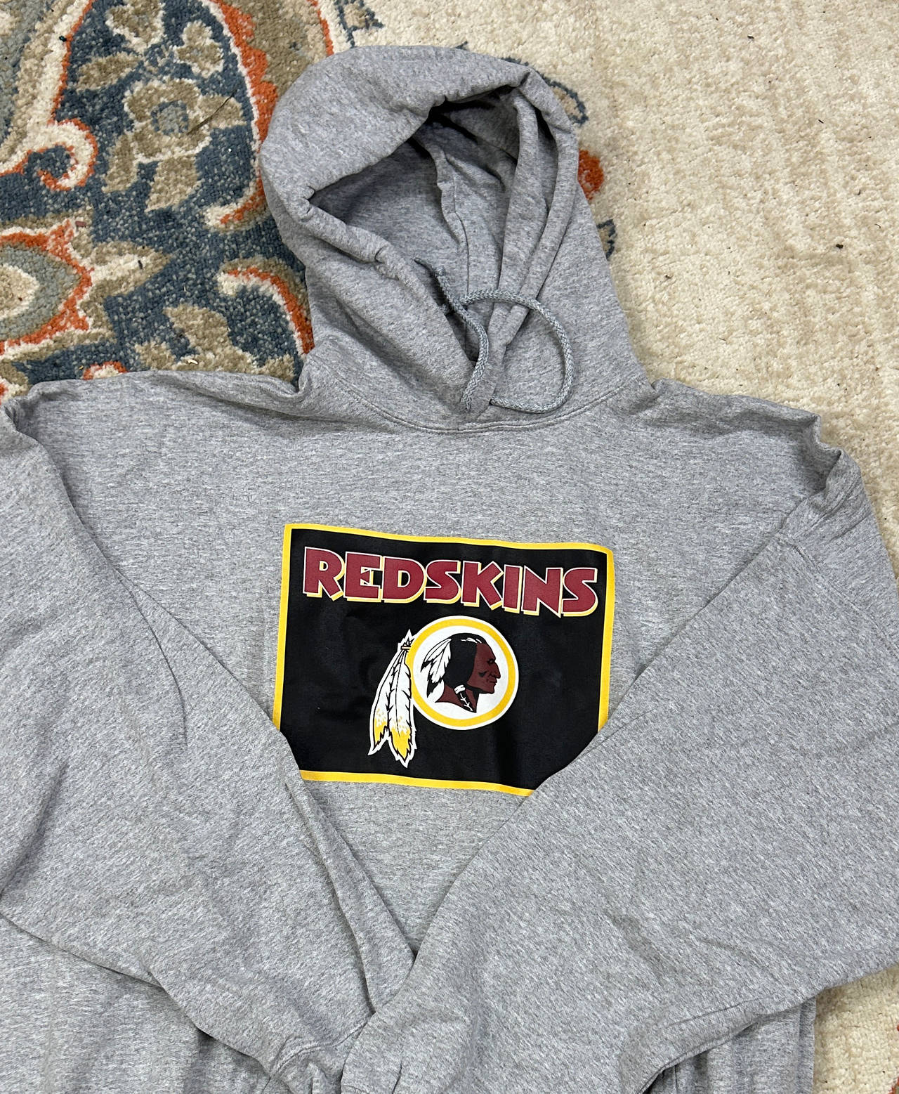 Washington Redskins Pullover Hoodie. Men’s 3XL Never worn