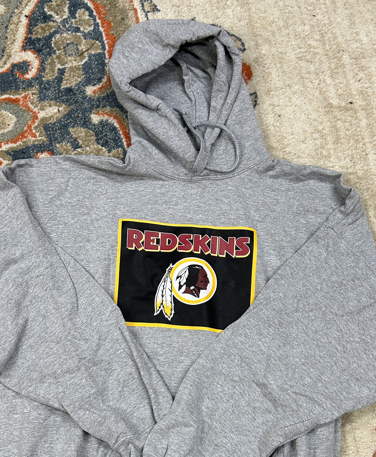 Washington Redskins Pullover Hoodie. Men’s 3XL Never worn