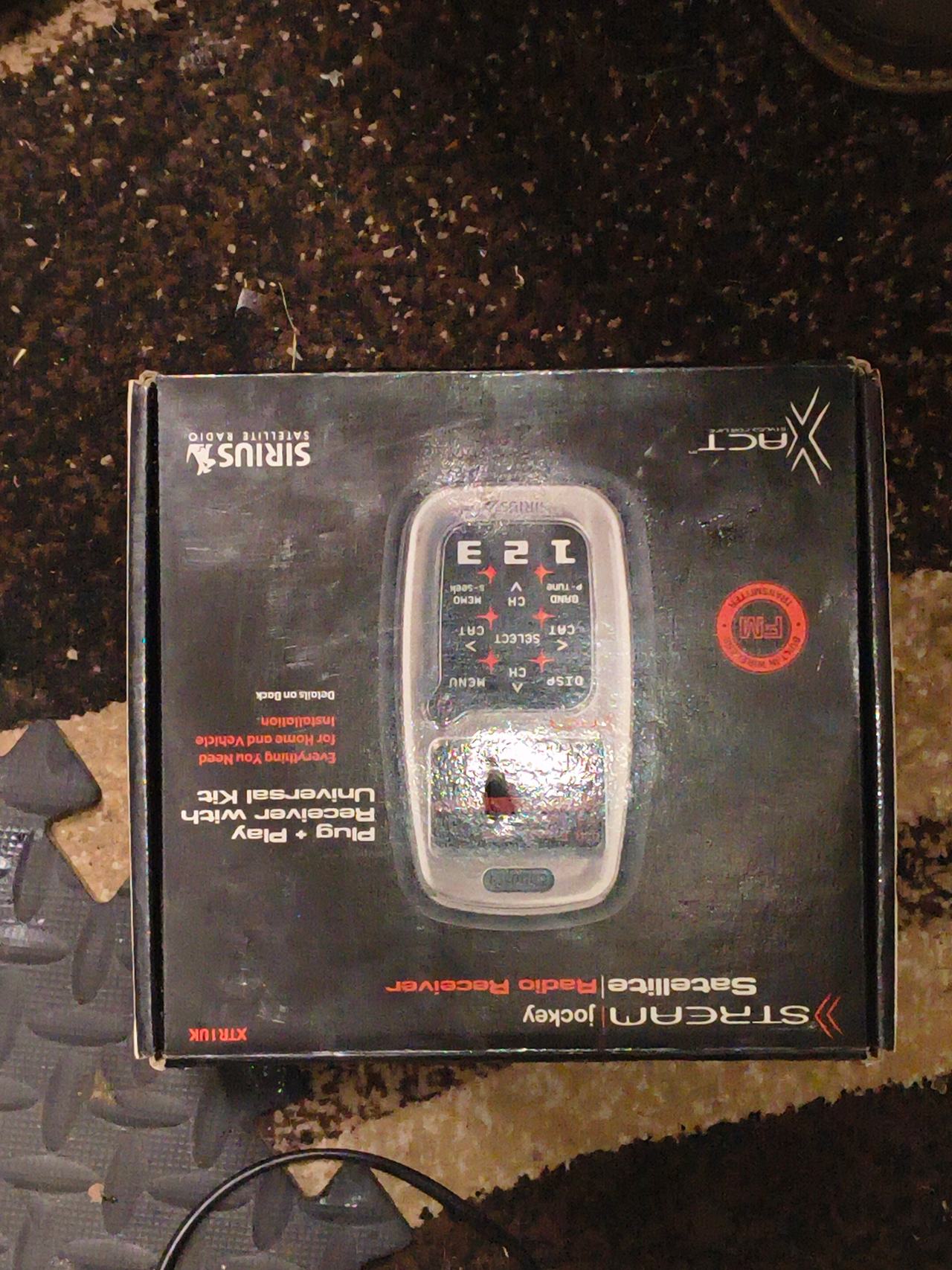 XACT Stream Jockey Sirius Satellite Radio Receiver Universal Kit