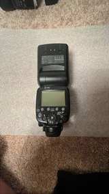 Canon Speedlite 600EX-RT needs batteries works perfectly check photos - Image 2