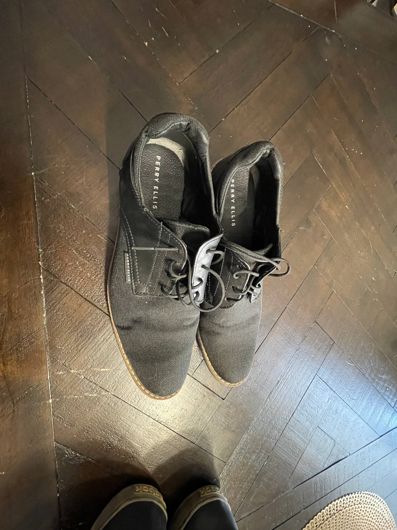 Perry Ellis Men's Canvas Oxford Shoes