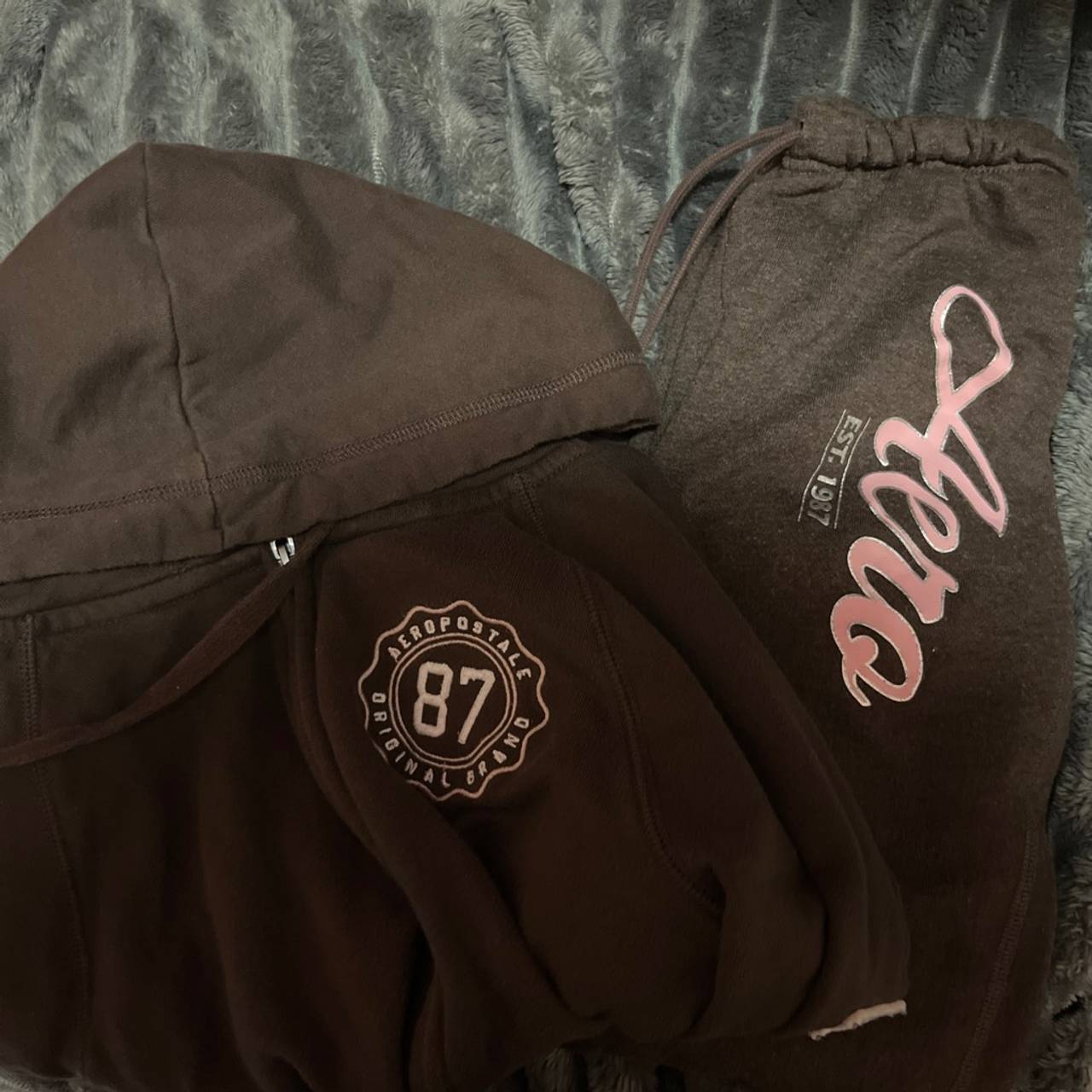 Aeropostale Brown Hoodie and Sweatpants Set