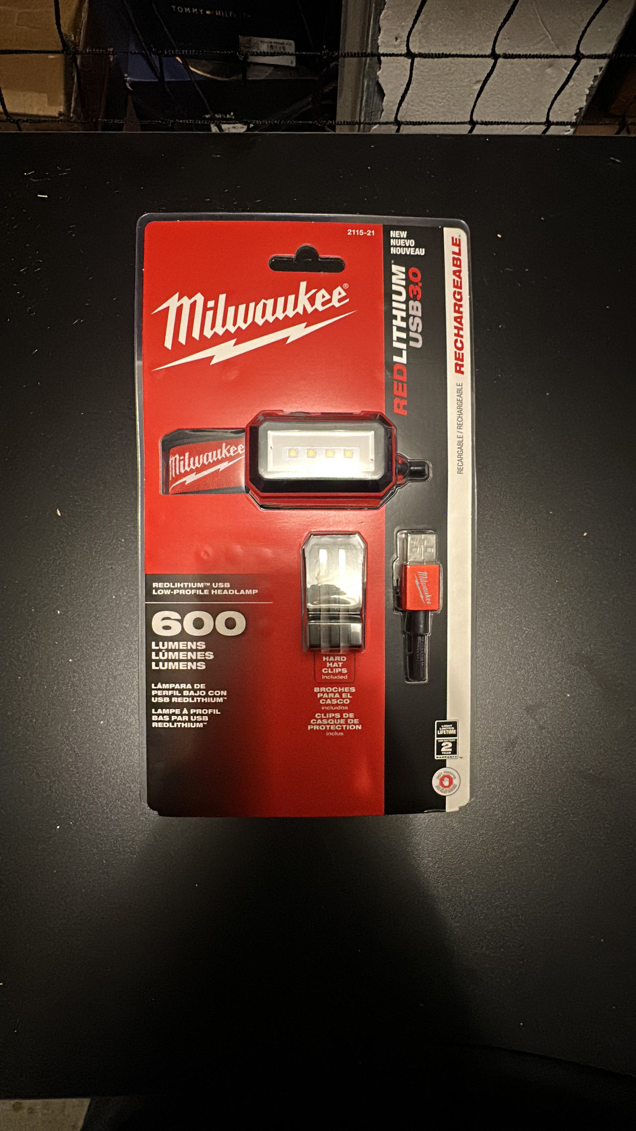 Milwaukee 2115-21 REDLITHIUM USB Low-Profile Headlamp