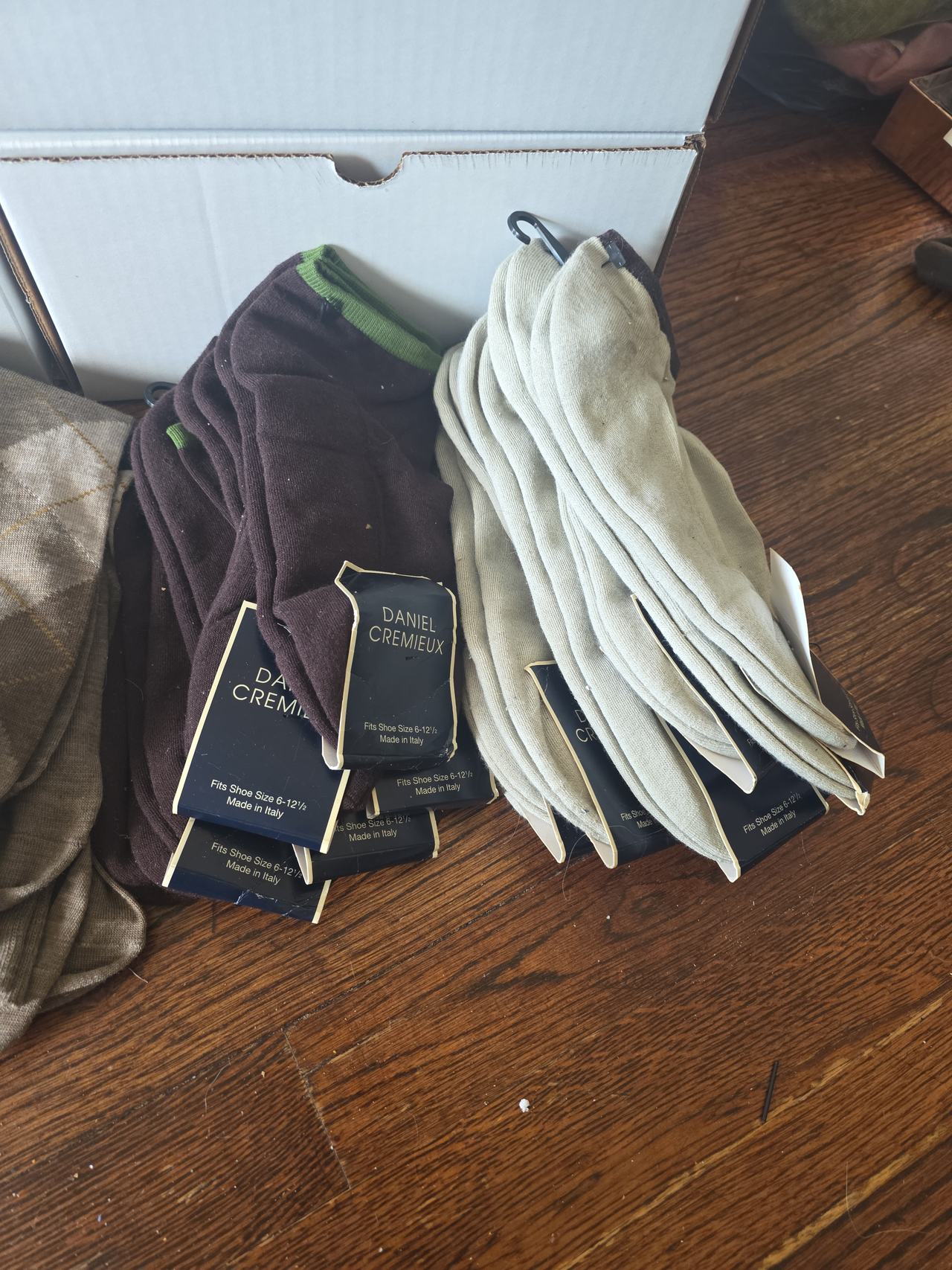 25 pc Daniel Cremieux Men's Dress Socks Bundle