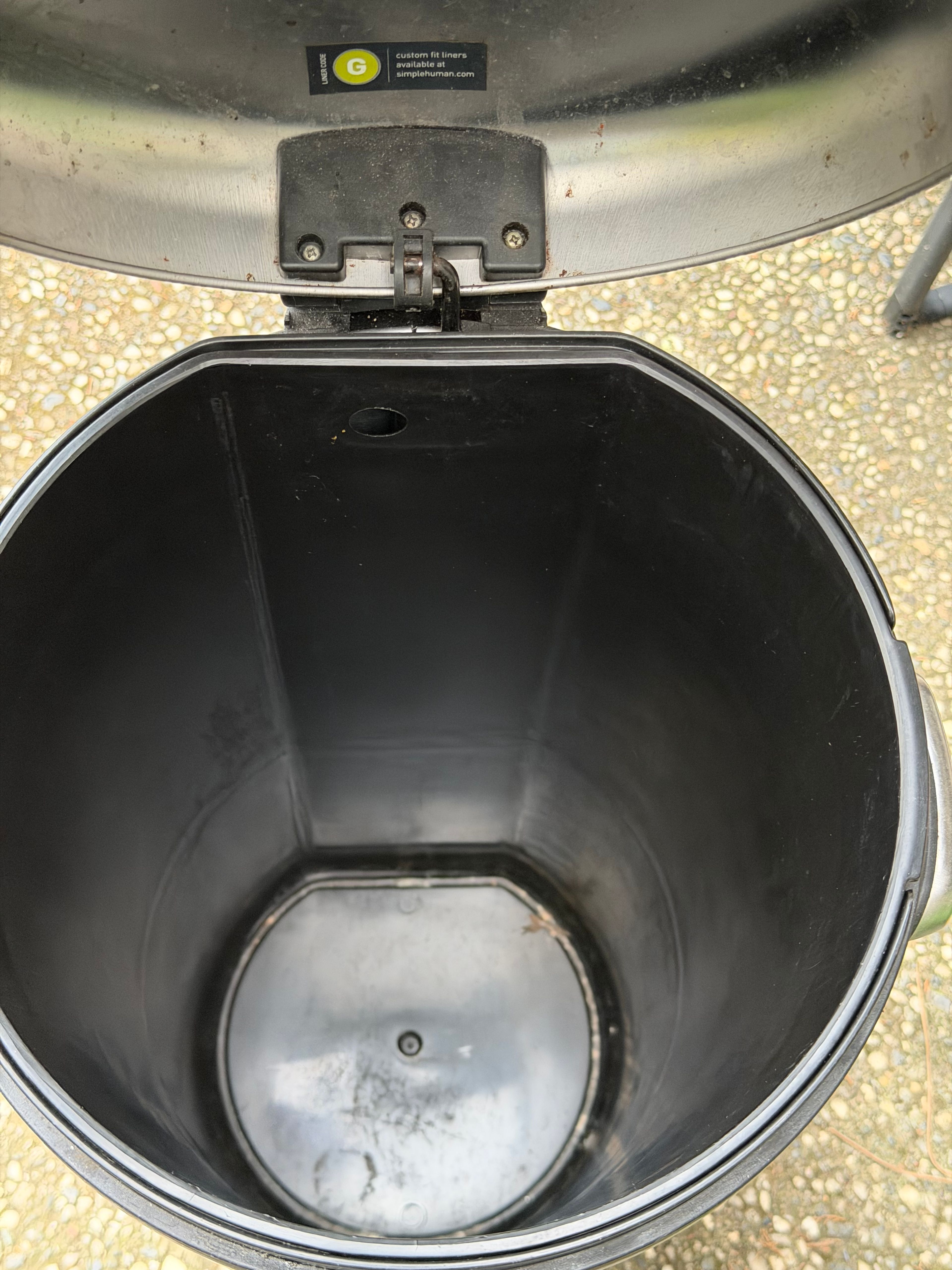 Simplehuman Round Step Trash Can - Image 2