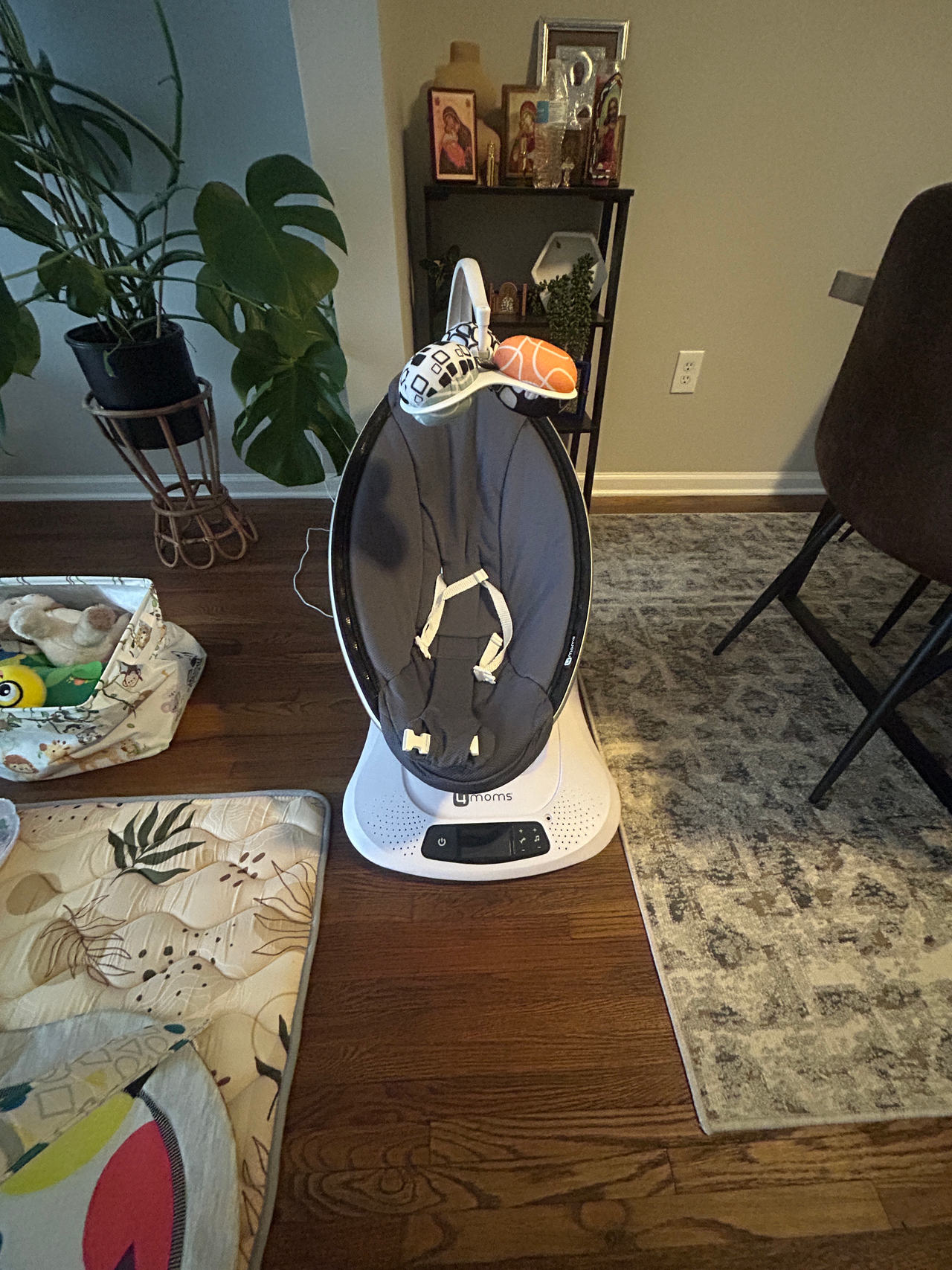 4moms mamaRoo Infant Seat