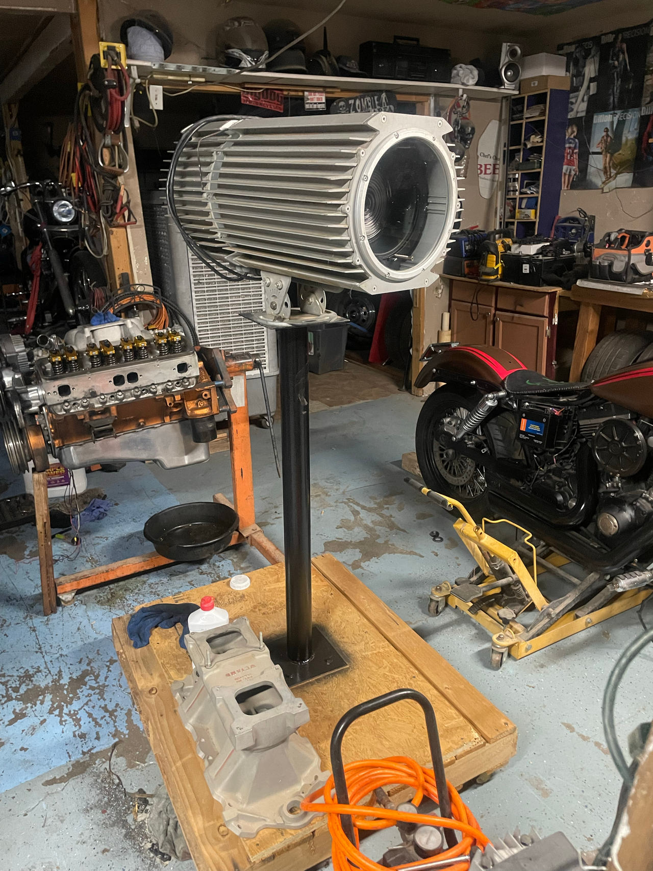 Industrial Xenon Searchlight with Pedestal Stand