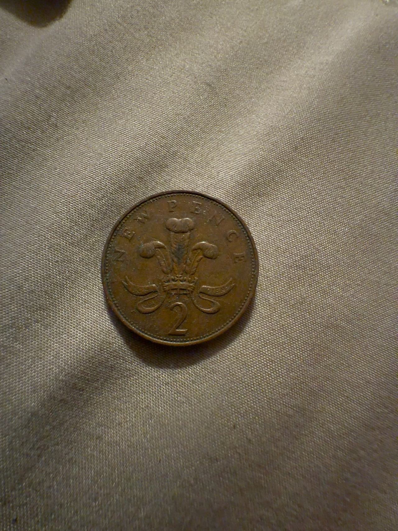 United Kingdom 2 New Pence Coin