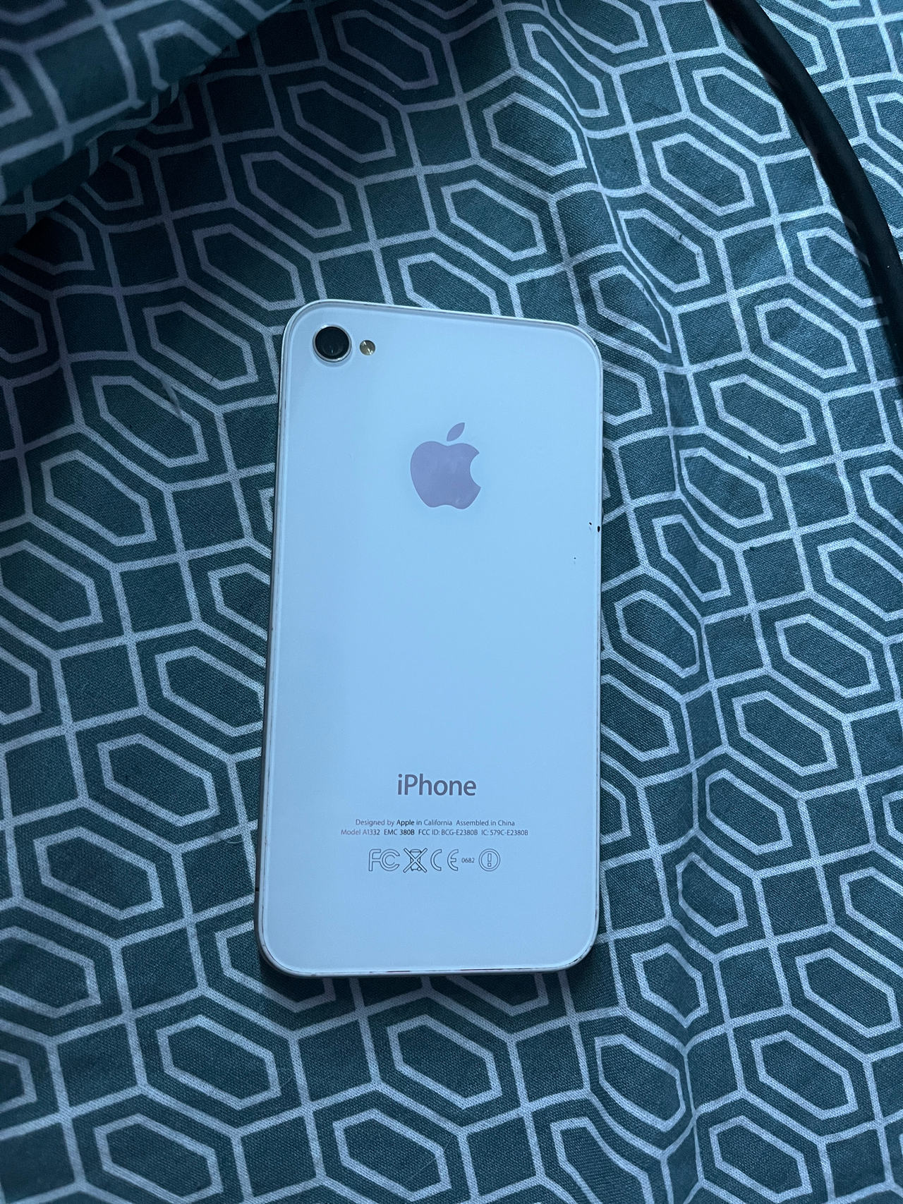 Apple iPhone 4s White