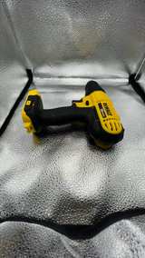 DeWalt 20V Max Cordless Drill/Driver Kit - Image 5