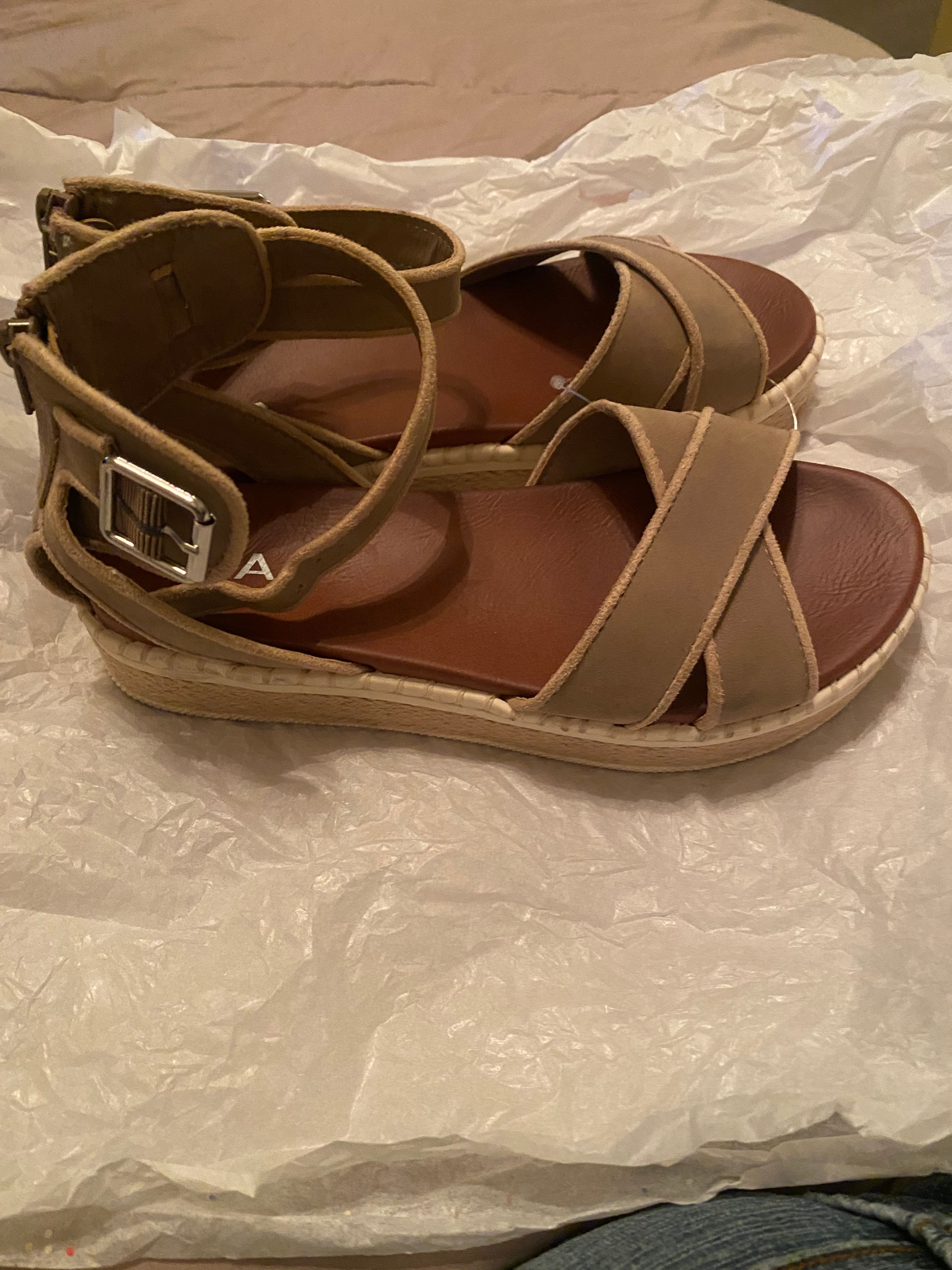 Mia Women's Evana Platform Sandal Cognac - Image 2