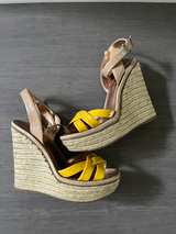 BCBGeneration Yellow Patent Wedge Sandals 6.5 - Image 1
