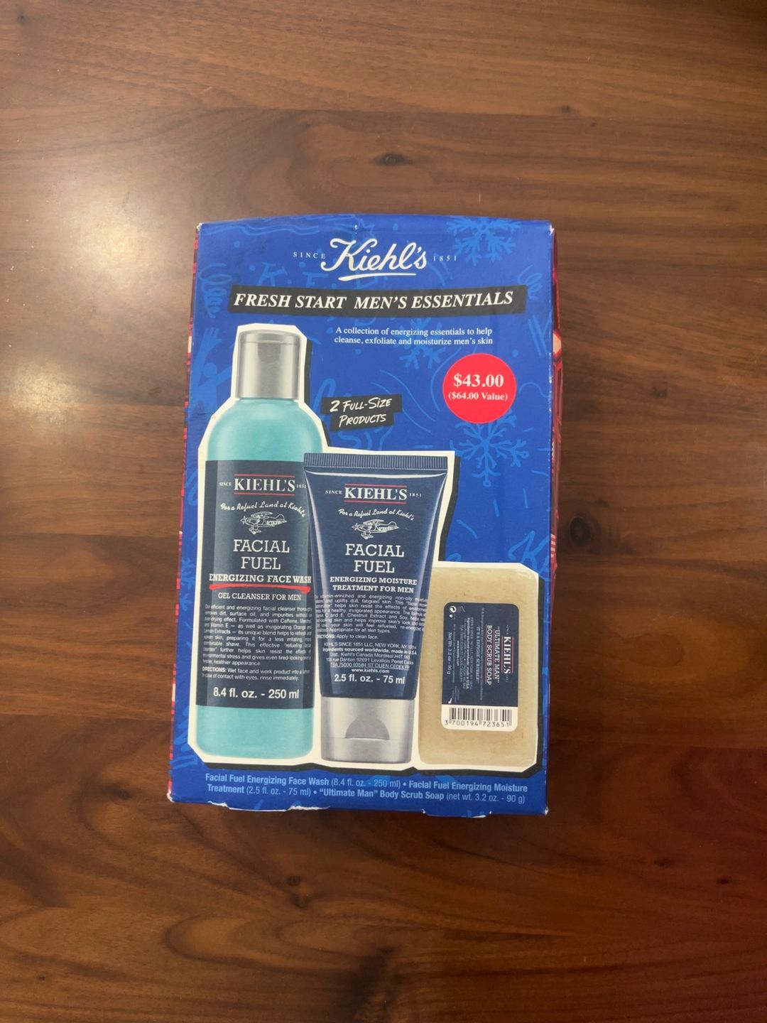 Kiehl's Men's Energizing Essentials Set: face wash, moisturizing treatment & bar