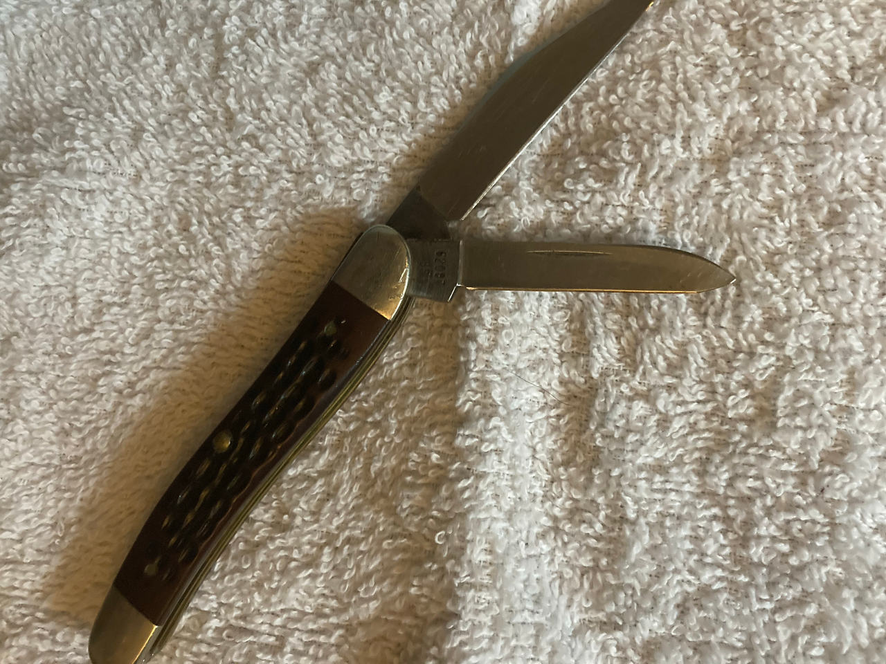 Traditional “Case” Pocket Knife